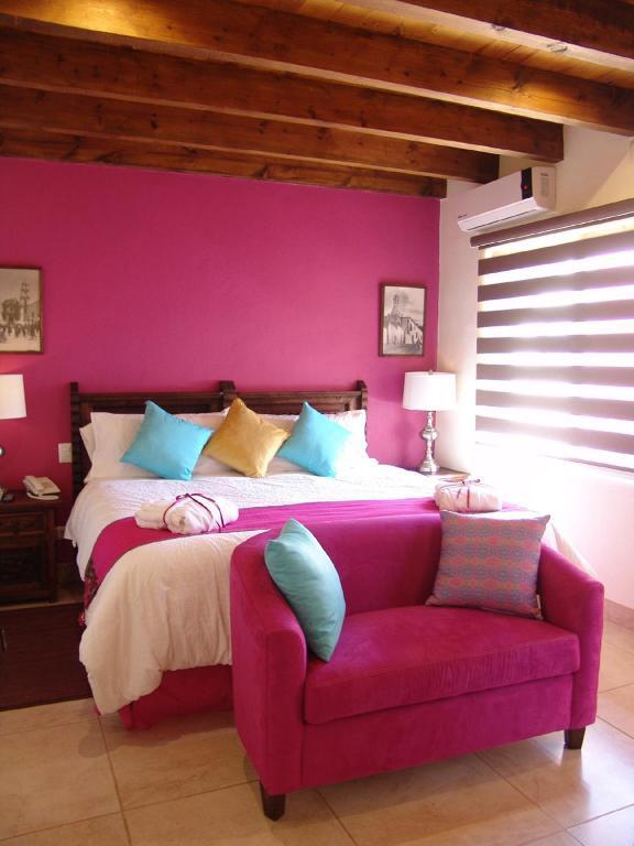 Casa Del Tio Hotel Boutique Σαν Μιγκέλ ντε Αγιέντε Δωμάτιο φωτογραφία A bedroom at the hotel