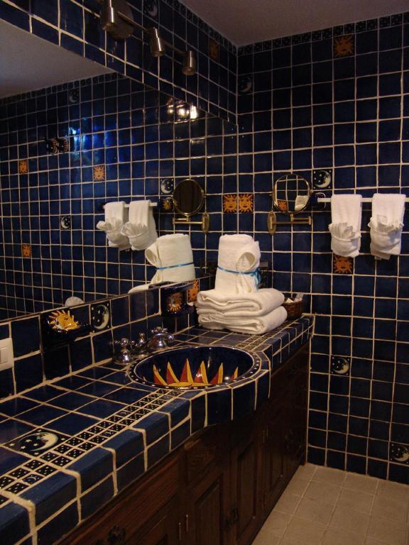 Casa Del Tio Hotel Boutique Σαν Μιγκέλ ντε Αγιέντε Δωμάτιο φωτογραφία Bathroom