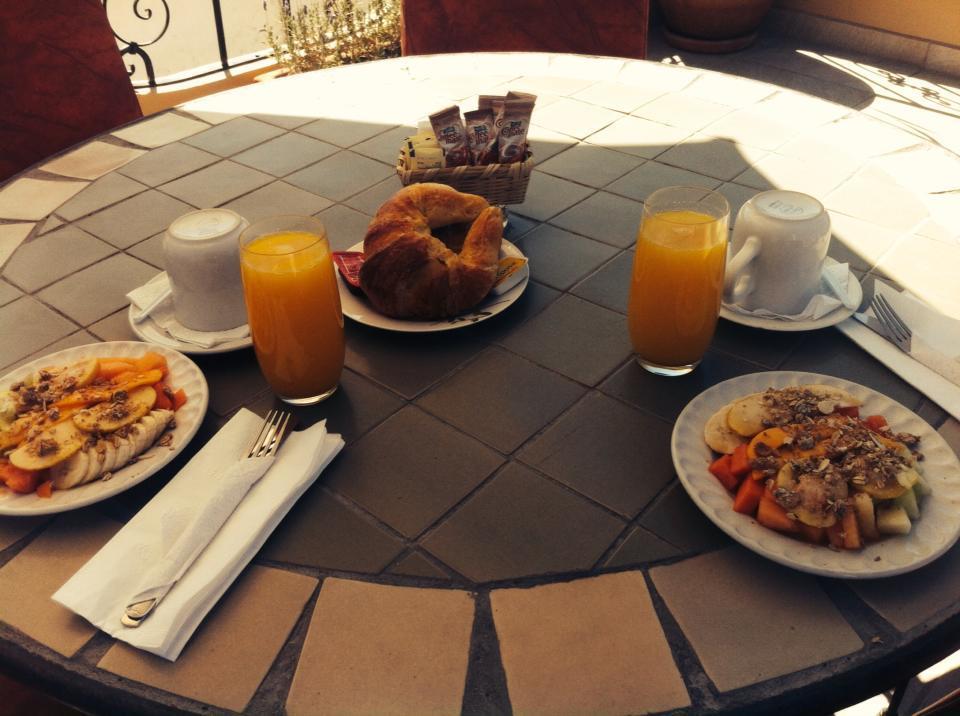 Casa Del Tio Hotel Boutique Σαν Μιγκέλ ντε Αγιέντε Εξωτερικό φωτογραφία A typical breakfast